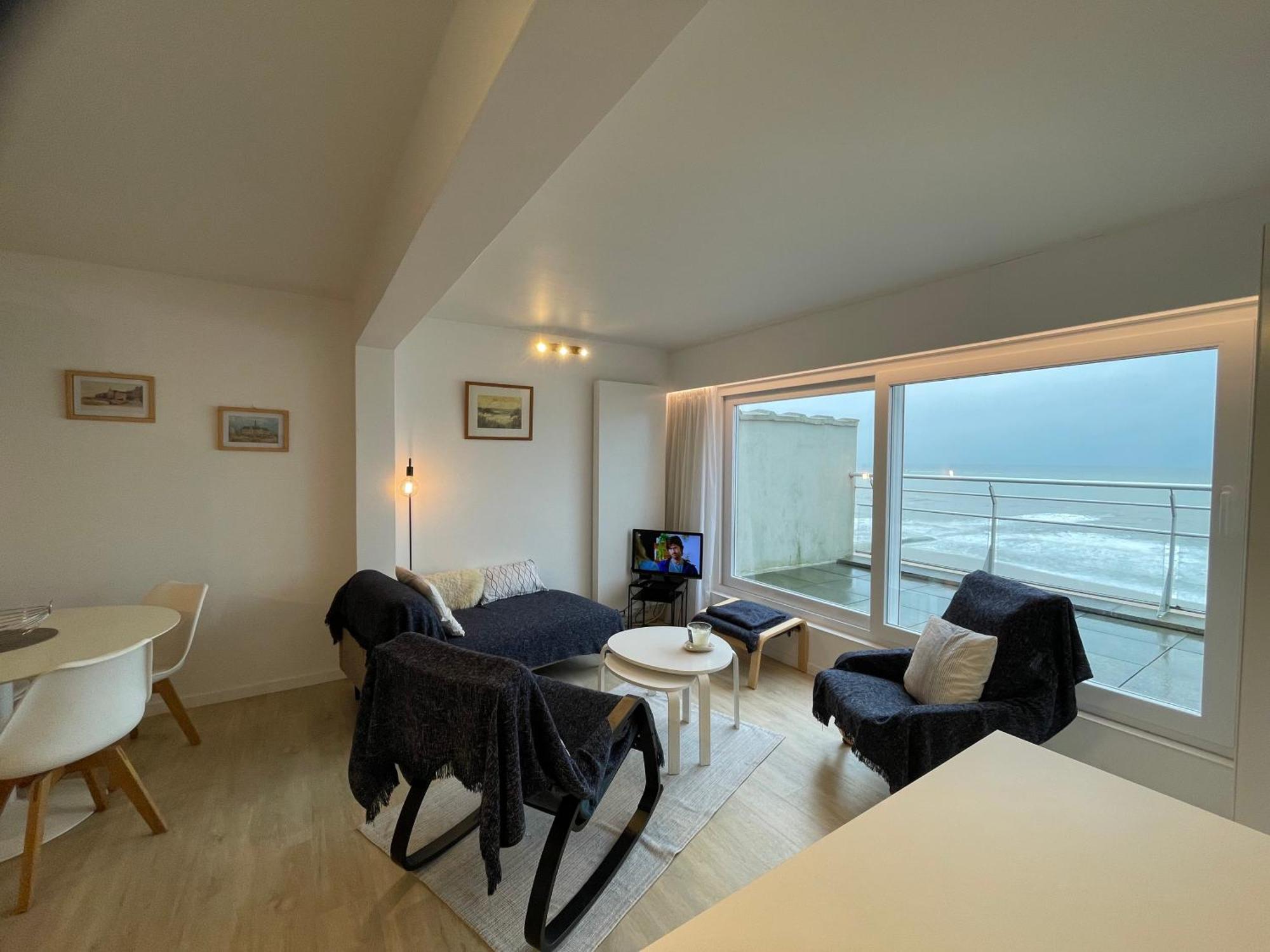 Penthouse On The Belgian Coast With Sea & Landscape Views Apartment Wenduine Exterior photo